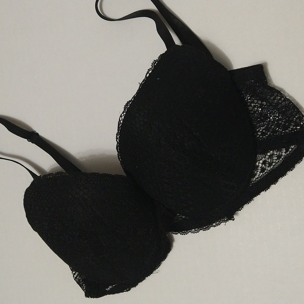 Black Fushia Lace Push Up Underwire Bra with Adjustable Straps Size 36C